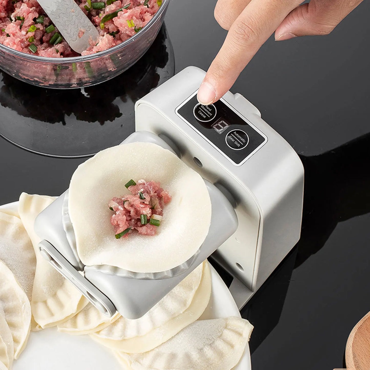 Effortless Electric Dumpling Maker - 1200mAh Rechargeable Automatic Dumpling Machine with Filling Spoon & Brush for Perfectly Wrapped Dumplings in Seconds
