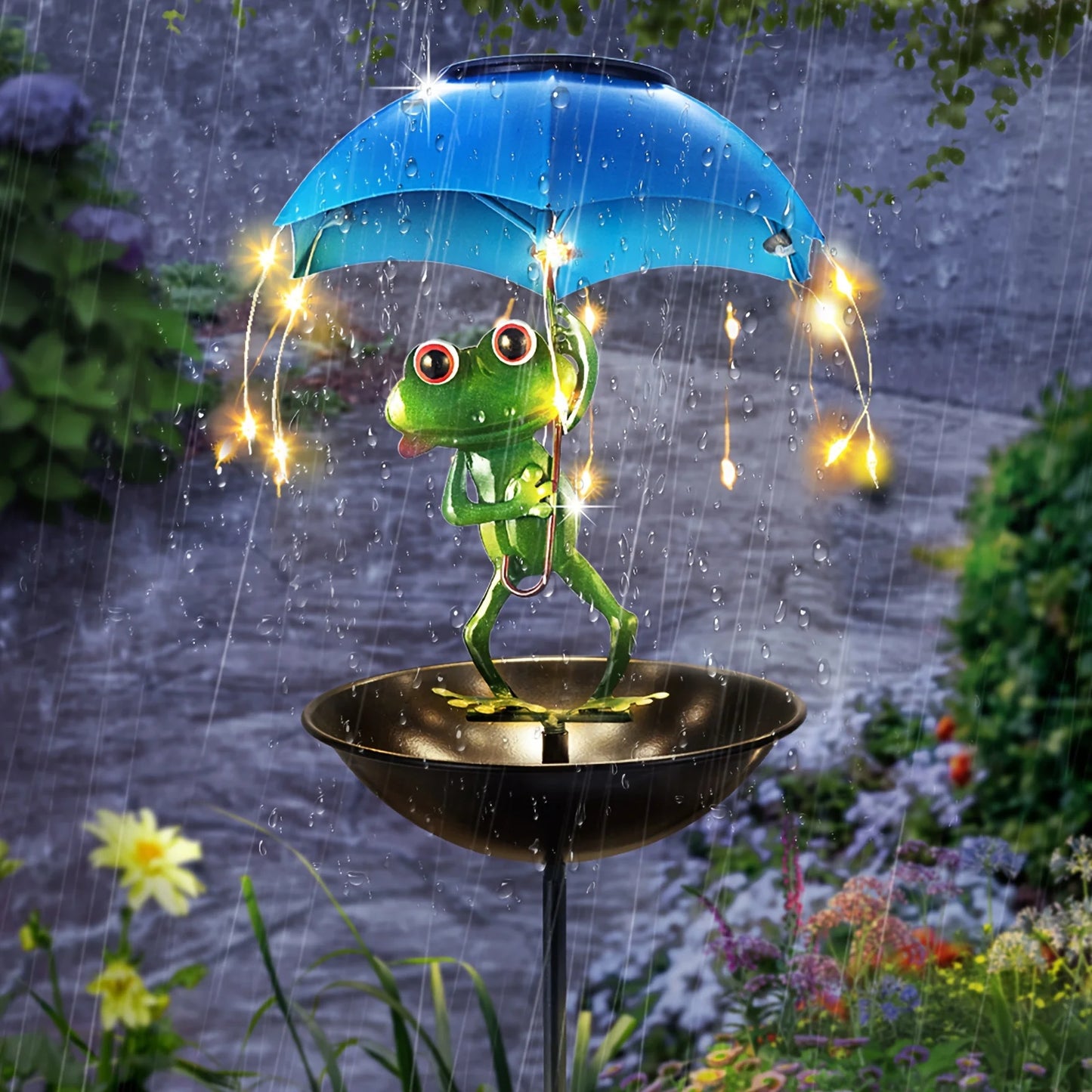 Charming Solar Frog Statue Light - LED Garden Decoration with Hummingbird Feeder for Lawns and Terraces